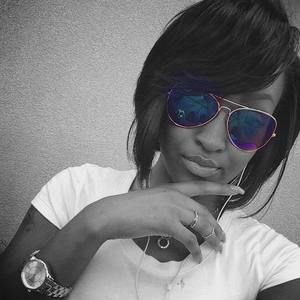 Meet your Posher, Aneicia